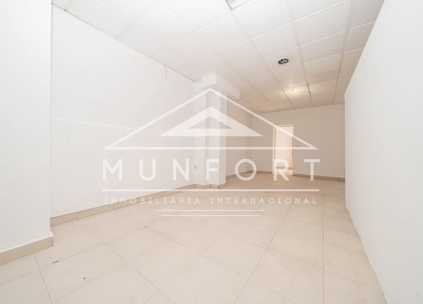6 Zimmer Gewerbe zu verkaufen in Pilar de la Horadada mit Garage - 349.900 € (Ref: 10044114)