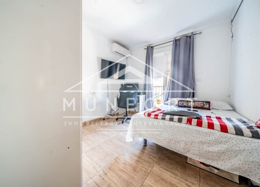 6 Zimmer Gewerbe zu verkaufen in Pilar de la Horadada mit Garage - 349.900 € (Ref: 10044114)