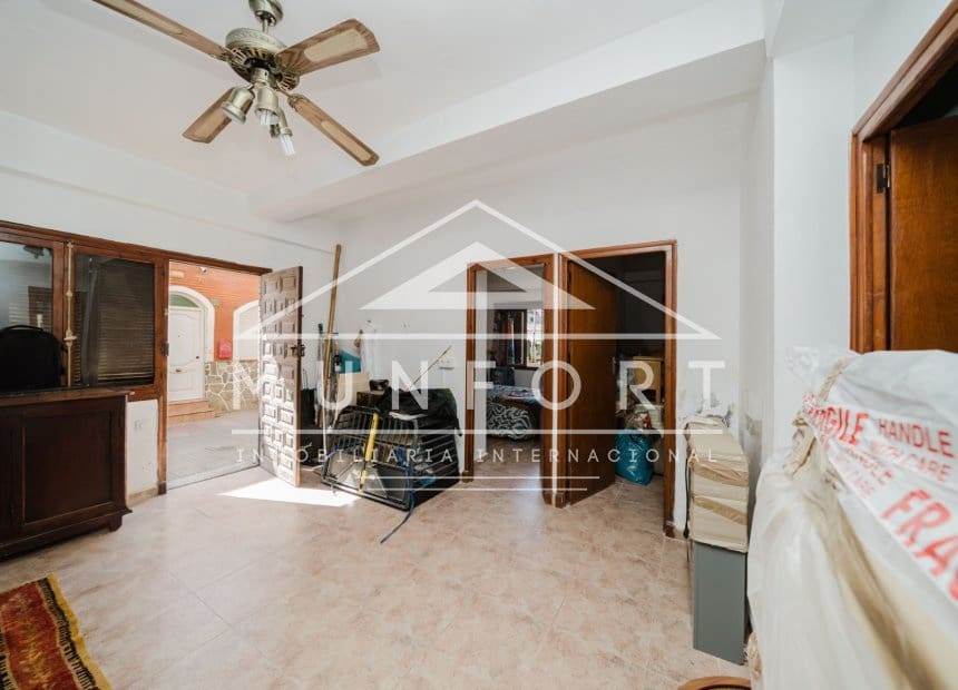 5 sovrum Semi-fristående Villa till salu i Los Urrutias - 189 900 € (Ref: 10044333)