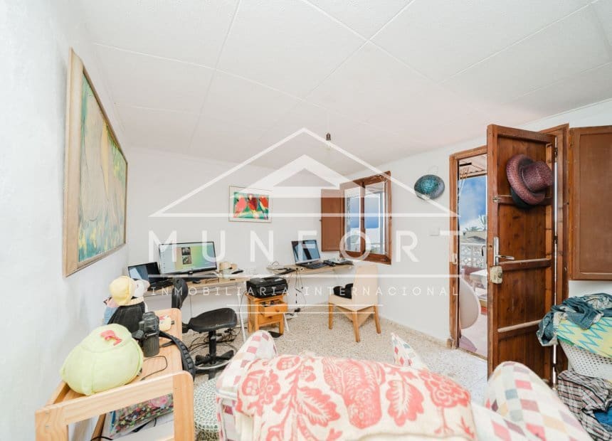 5 sovrum Semi-fristående Villa till salu i Los Urrutias - 189 900 € (Ref: 10044333)