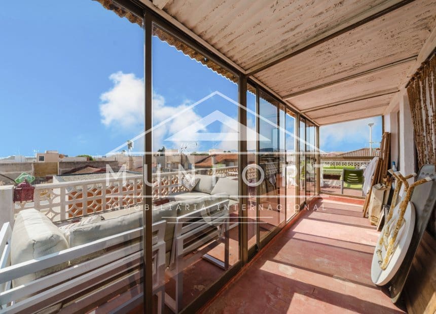 5 sovrum Semi-fristående Villa till salu i Los Urrutias - 189 900 € (Ref: 10044333)
