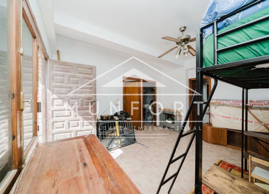 5 sovrum Semi-fristående Villa till salu i Los Urrutias - 189 900 € (Ref: 10044333)