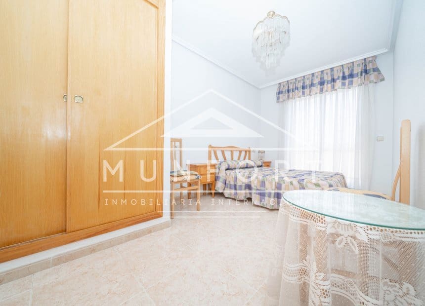 3 makuuhuone Kattohuoneisto myytävänä paikassa Torrevieja mukana uima-altaan - 219 000 € (Ref: 10045776)