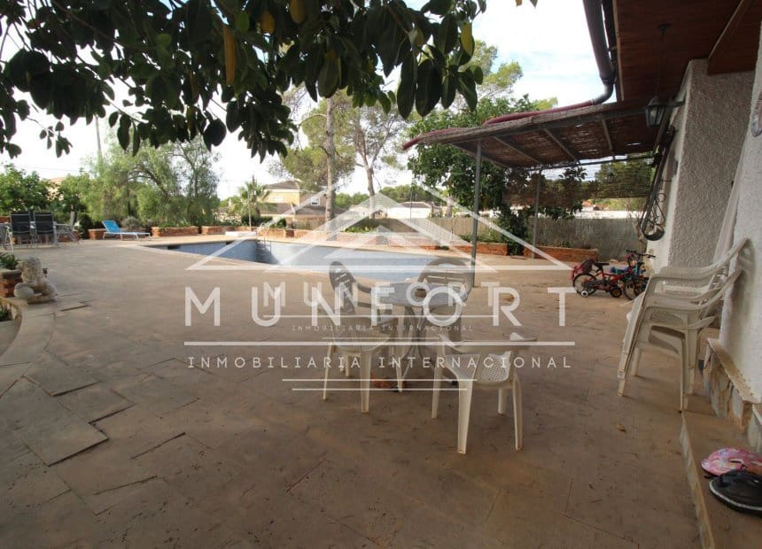 3 bedroom Villa for sale in Pinar de Campoverde with pool garage - € 439,000 (Ref: 10045872)