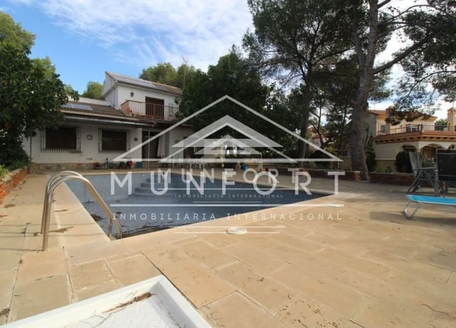 3 bedroom Villa for sale in Pinar de Campoverde, Pilar de la Horadada with pool garage - € 439,000 (Ref: 10045872)