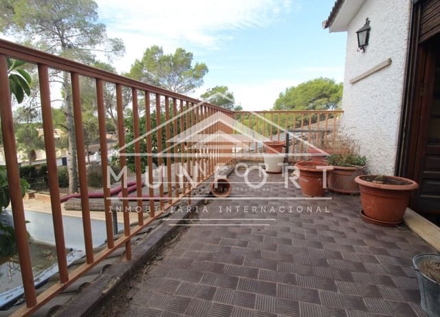 3 bedroom Villa for sale in Pinar de Campoverde, Pilar de la Horadada with pool garage - € 439,000 (Ref: 10045872)