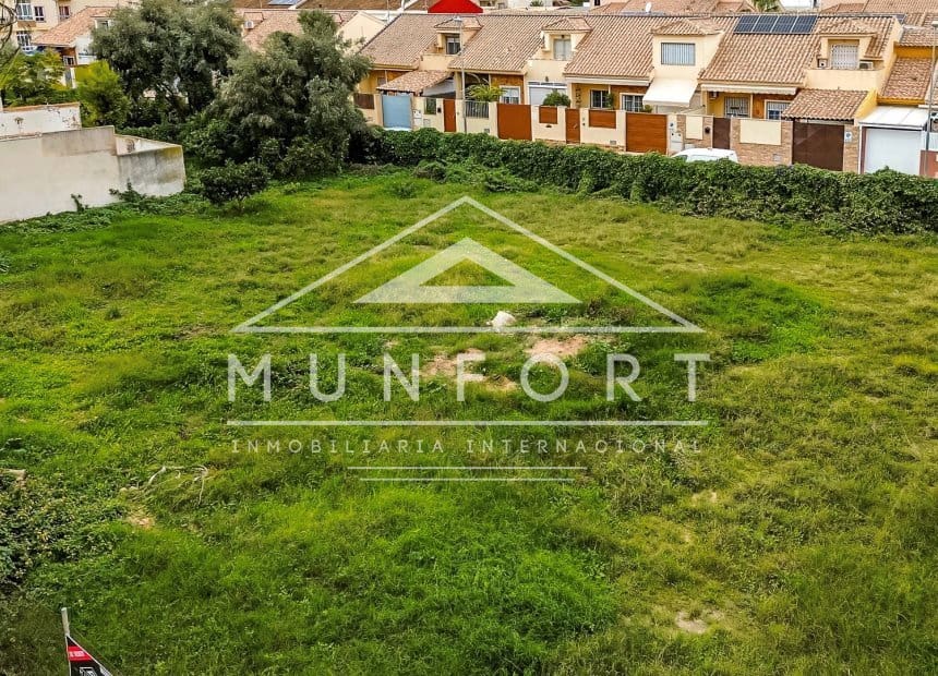 Tontti myytävänä paikassa San Pedro del Pinatar - 795 000 € (Ref: 10046003)