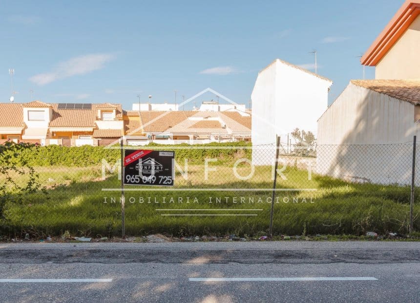 Tontti myytävänä paikassa San Pedro del Pinatar - 795 000 € (Ref: 10046003)