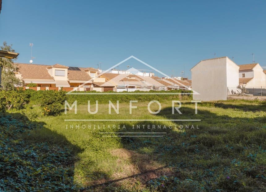 Tontti myytävänä paikassa San Pedro del Pinatar - 795 000 € (Ref: 10046003)