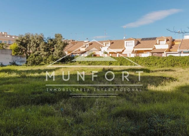 Tomt till salu i San Pedro del Pinatar ciudad, San Pedro del Pinatar - 795 000 € (Ref: 10046003)
