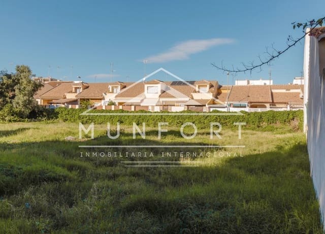 Tomt till salu i San Pedro del Pinatar ciudad, San Pedro del Pinatar - 795 000 € (Ref: 10046003)