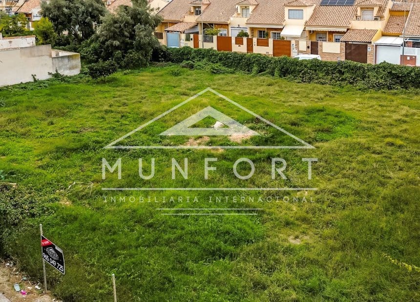 Tontti myytävänä paikassa San Pedro del Pinatar - 795 000 € (Ref: 10046003)