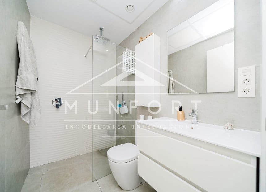 4 bedroom Villa for sale in Benijofar with pool - € 480,000 (Ref: 10046226)