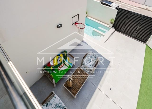 4 Zimmer Villa zu verkaufen in Benijófar mit Pool - 480.000 € (Ref: 10046226)