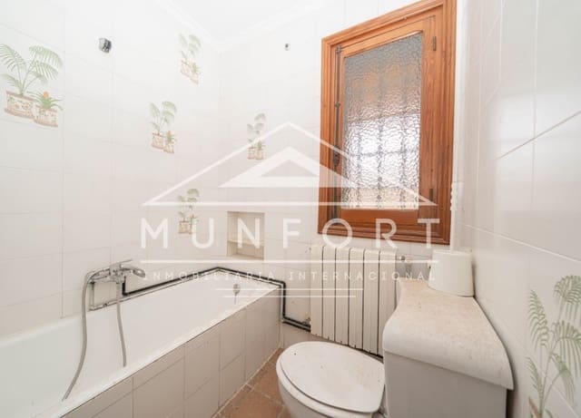 6 sypialnia Willa na sprzedaż w Los Balcones - Los Altos, Torrevieja z garażem - 520 000 € (Ref: 10048069)