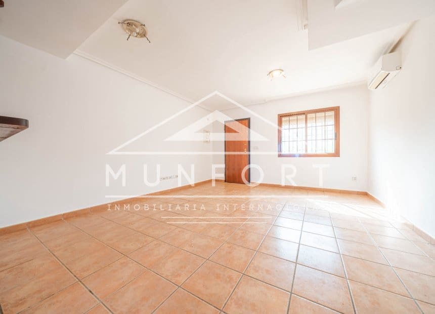 2 sovrum Radhus till salu i Roda med pool - 189 000 € (Ref: 10048460)