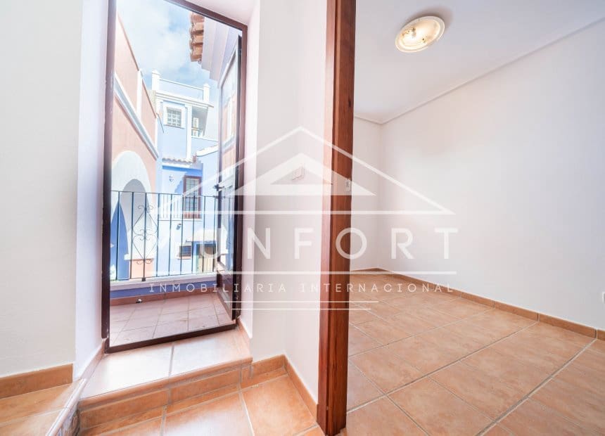 2 sovrum Radhus till salu i Roda med pool - 189 000 € (Ref: 10048460)