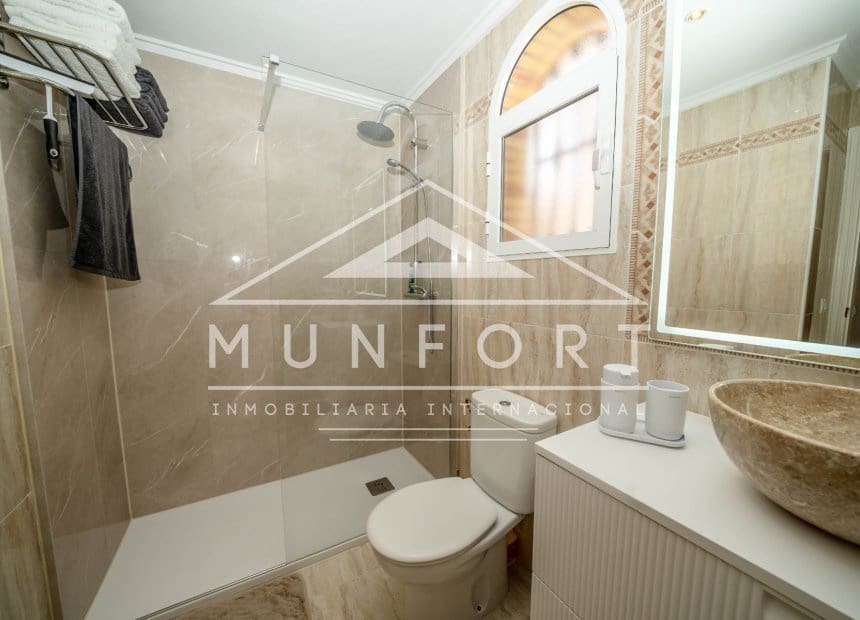 2 soveværelse Bungalow til salg i Los Dolses med swimmingpool - € 219.000 (Ref: 10060659)