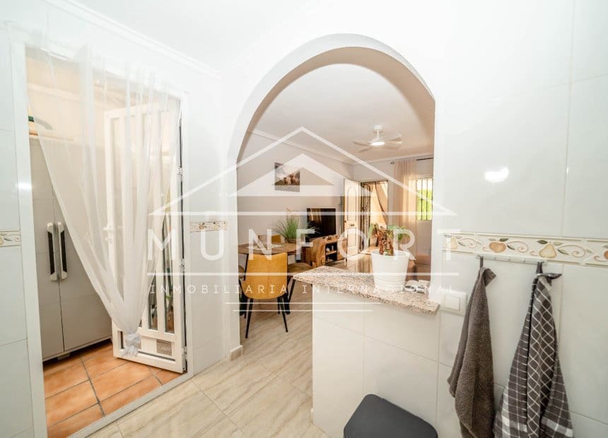 2 soveværelse Bungalow til salg i Los Dolses med swimmingpool - € 219.000 (Ref: 10060659)