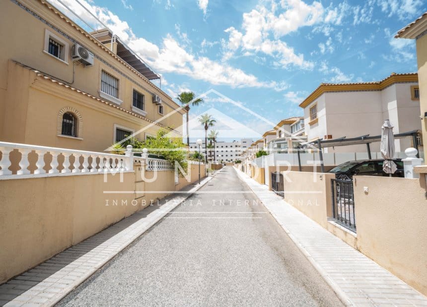 2 soveværelse Bungalow til salg i Los Dolses med swimmingpool - € 219.000 (Ref: 10060659)