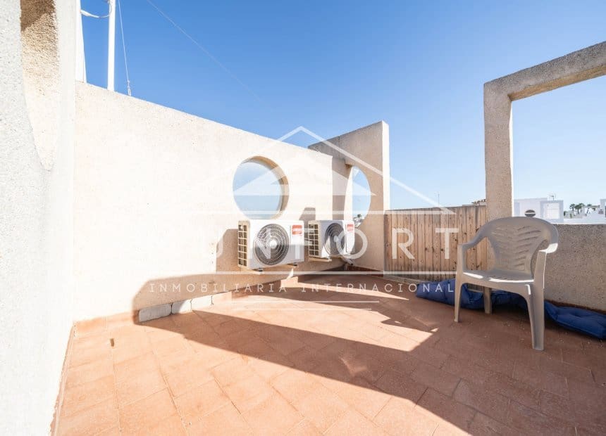3 slaapkamer Huis te koop in Torrevieja met garage - € 215.000 (Ref: 10062667)