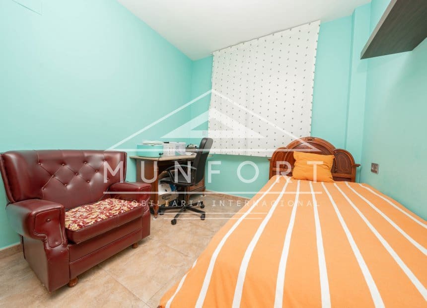 4 sovrum Radhus till salu i El Mirador med garage - 270 000 € (Ref: 10062668)