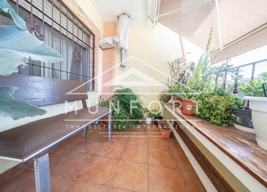 4 sovrum Radhus till salu i El Mirador med garage - 270 000 € (Ref: 10062668)