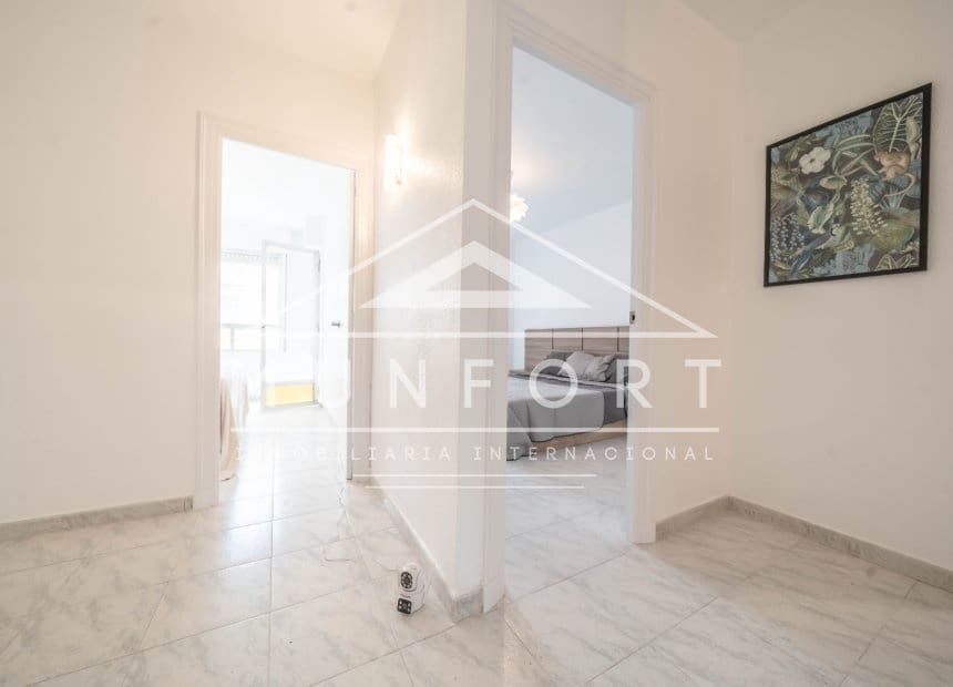 3 makuuhuone Huoneisto myytävänä paikassa Torrevieja - 175 900 € (Ref: 10062778)