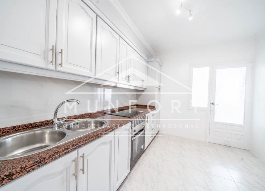 3 makuuhuone Huoneisto myytävänä paikassa Torrevieja - 175 900 € (Ref: 10062778)