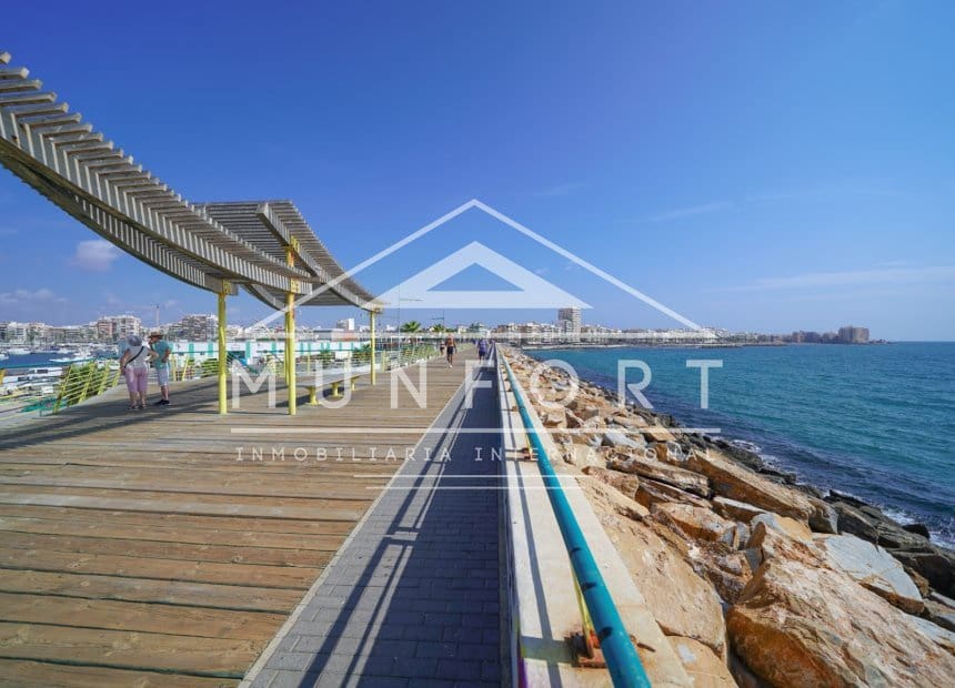 3 makuuhuone Huoneisto myytävänä paikassa Torrevieja - 175 900 € (Ref: 10062778)