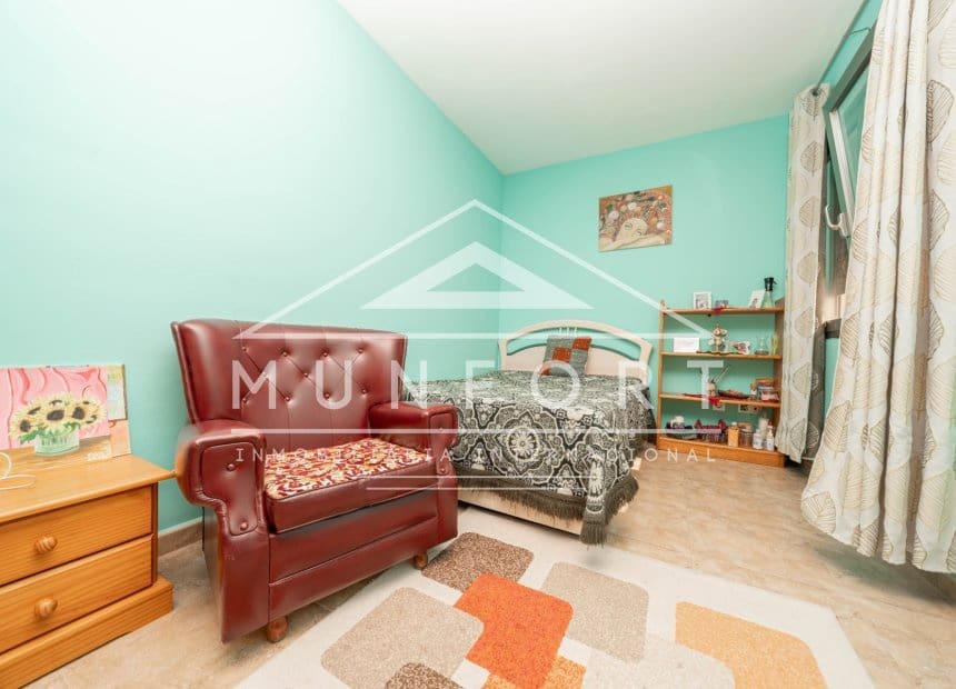 4 sypialnia Dom szeregowy na sprzedaż w El Mirador z garażem - 270 000 € (Ref: 10062870)