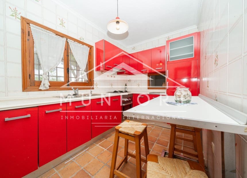 6 sovrum Villa till salu i Torrevieja med garage - 520 000 € (Ref: 10072877)