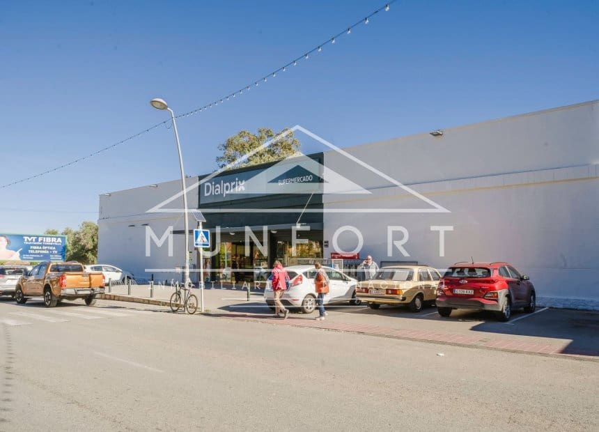 6 sovrum Villa till salu i Torrevieja med garage - 520 000 € (Ref: 10072877)