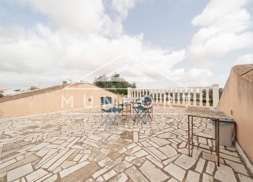 6 sovrum Villa till salu i Torrevieja med garage - 520 000 € (Ref: 10072877)