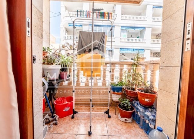 5 bedroom Apartment for sale in Las Piscinas Naturales, Torrevieja - € 250,000 (Ref: 10072878)