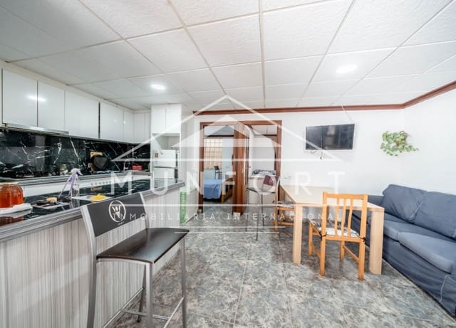 5 bedroom Apartment for sale in Las Piscinas Naturales, Torrevieja - € 250,000 (Ref: 10072878)