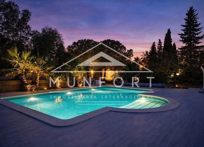 5 Zimmer Villa zu verkaufen in Valle del Sol mit Pool Garage - 579.900 € (Ref: 10074656)