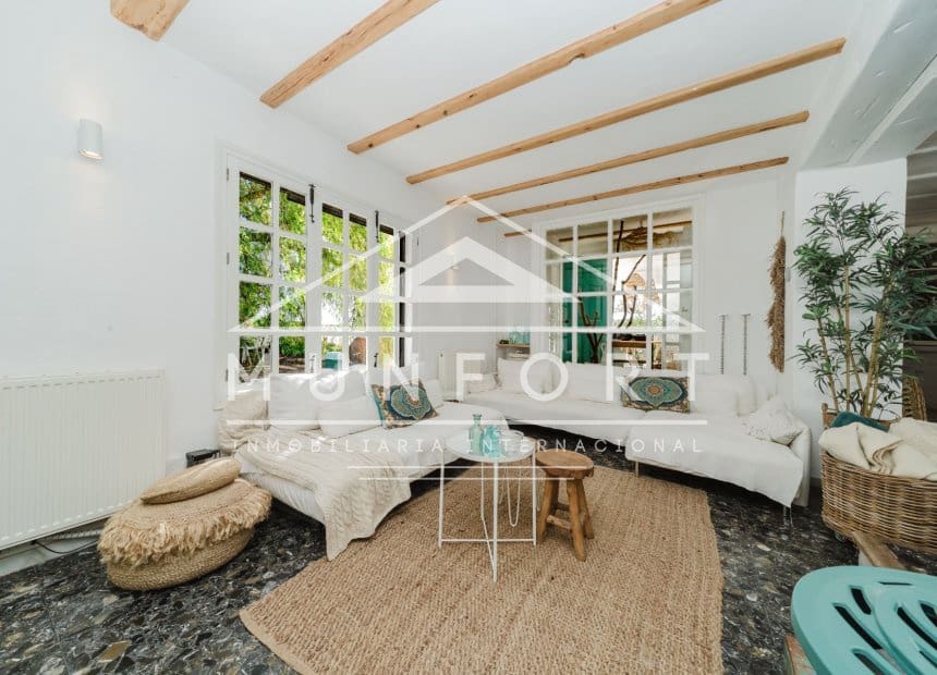 5 Zimmer Villa zu verkaufen in Valle del Sol mit Pool Garage - 579.900 € (Ref: 10074656)