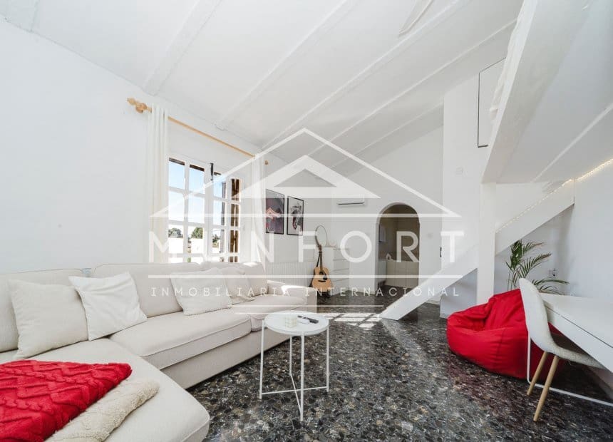 5 Zimmer Villa zu verkaufen in Valle del Sol mit Pool Garage - 579.900 € (Ref: 10074656)