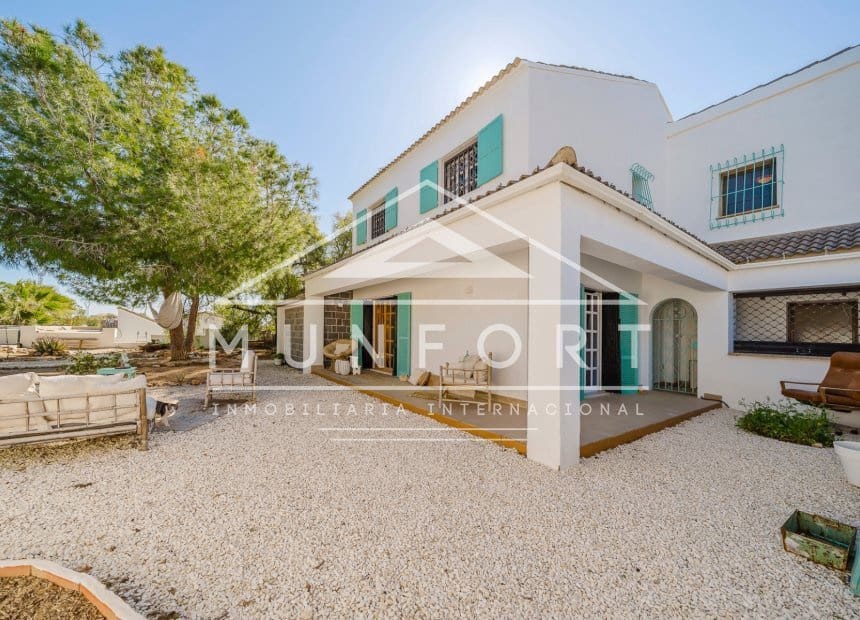 5 Zimmer Villa zu verkaufen in Valle del Sol mit Pool Garage - 579.900 € (Ref: 10074656)
