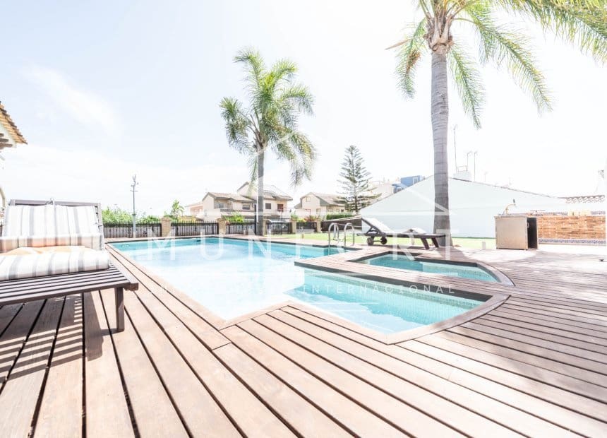 5 chambre Villa/Maison à vendre à Santiago de la Ribera avec piscine garage - 1 050 000 € (Ref: 10077056)