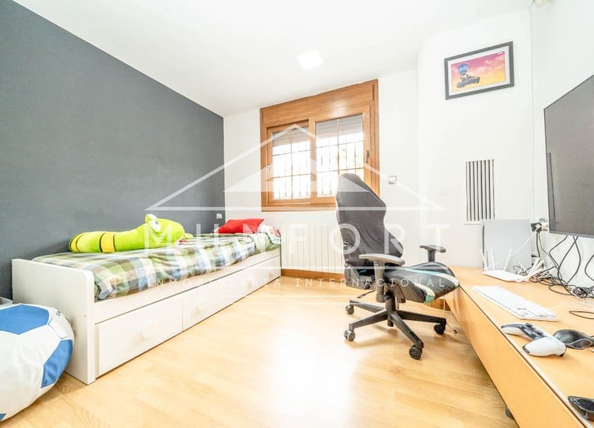 5 chambre Villa/Maison à vendre à Santiago de la Ribera avec piscine garage - 1 050 000 € (Ref: 10077056)