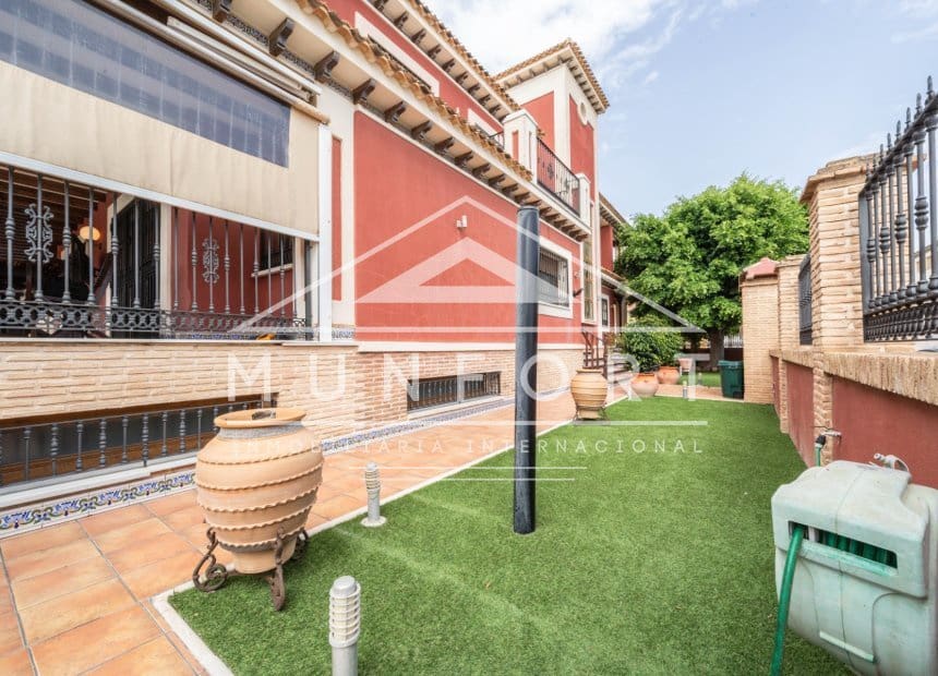 5 chambre Villa/Maison à vendre à Santiago de la Ribera avec piscine garage - 1 050 000 € (Ref: 10077056)