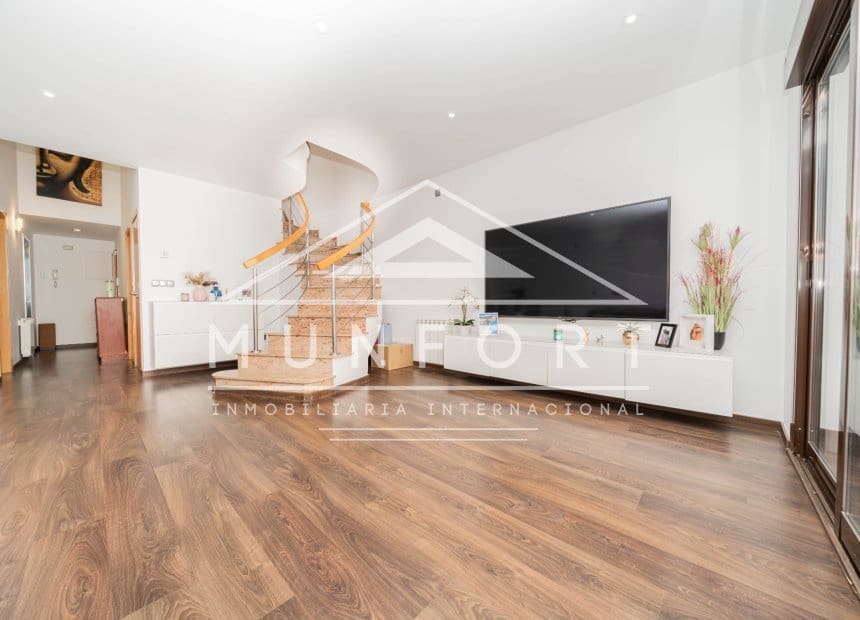 4 slaapkamer Rijtjeshuis te koop in San Javier met garage - € 379.900 (Ref: 10080149)