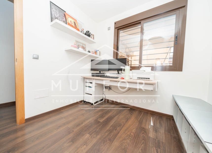 4 slaapkamer Rijtjeshuis te koop in San Javier met garage - € 379.900 (Ref: 10080149)