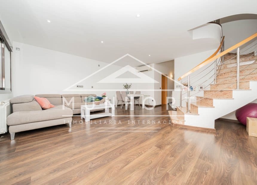 4 slaapkamer Rijtjeshuis te koop in San Javier met garage - € 379.900 (Ref: 10080149)