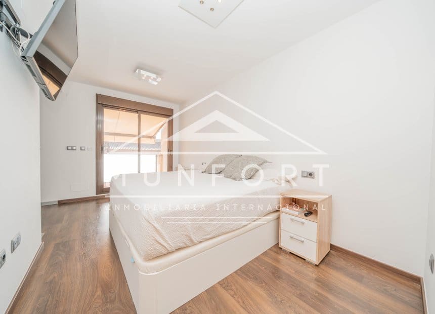 4 slaapkamer Rijtjeshuis te koop in San Javier met garage - € 379.900 (Ref: 10080149)