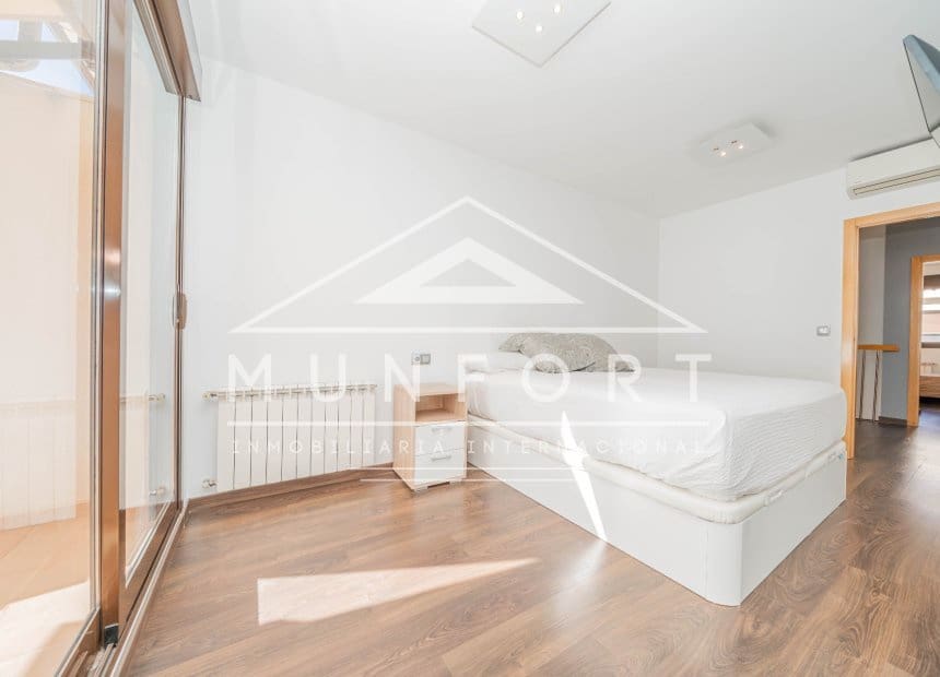 4 slaapkamer Rijtjeshuis te koop in San Javier met garage - € 379.900 (Ref: 10080149)