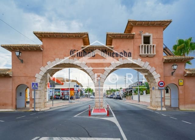 Chalet de 3 habitaciones en Ciudad Quesada, Rojales en venta con piscina garaje - 927.896 € (Ref: 10085045)