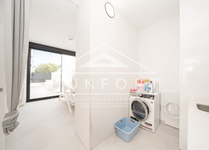 4 camera da letto Villa in vendita in Lo Pagan con piscina garage - 495.000 € (Rif: 10088735)